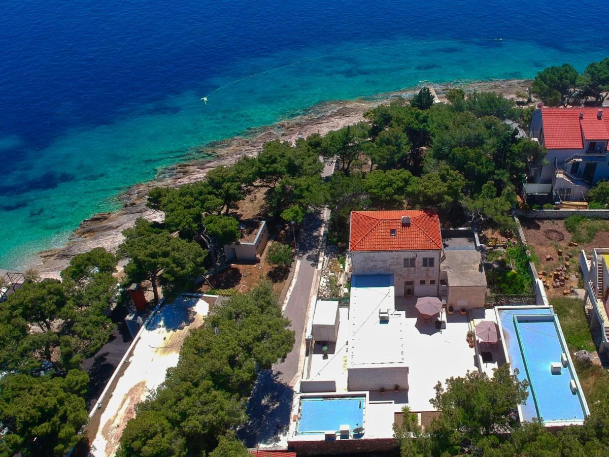 Beach Residences Caroline Hvar Town Bagian luar foto
