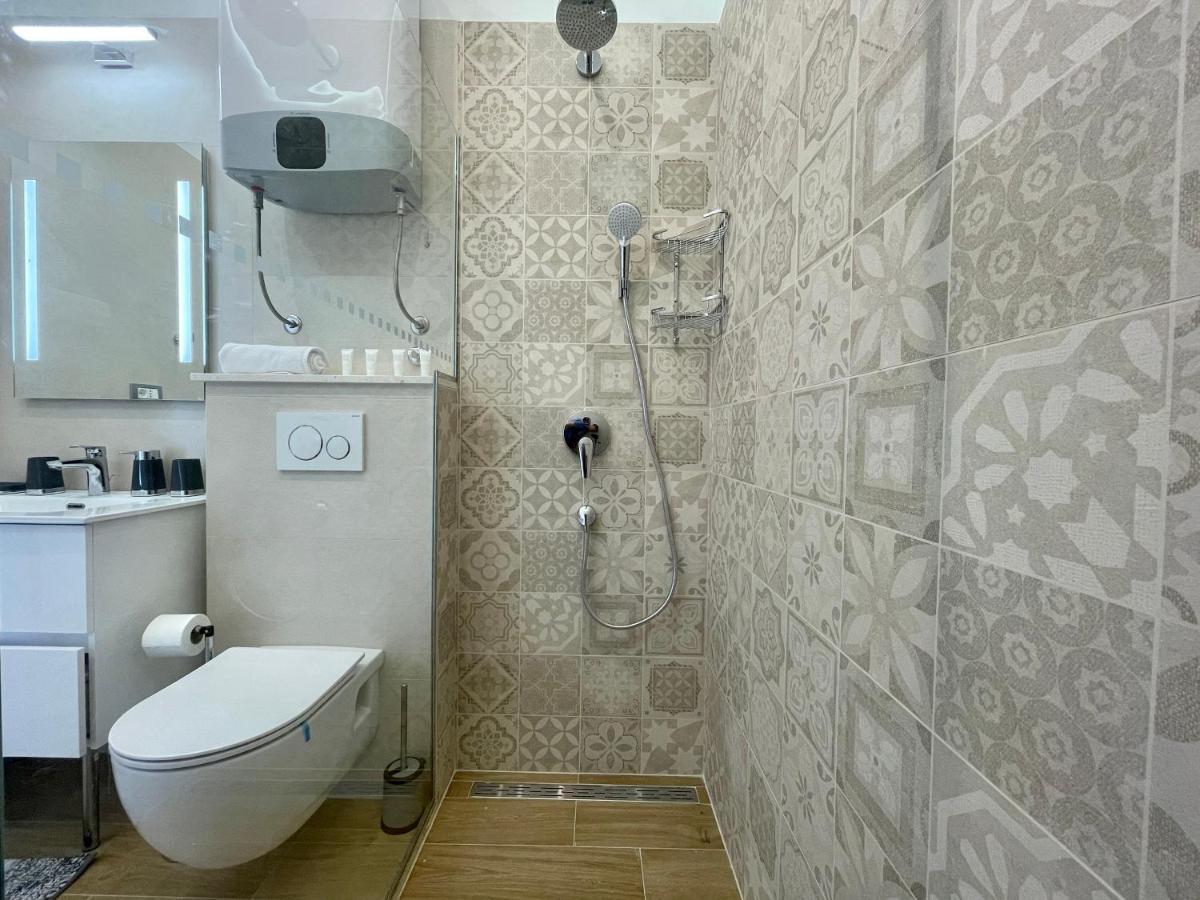 Beach Residences Caroline Hvar Town Bagian luar foto